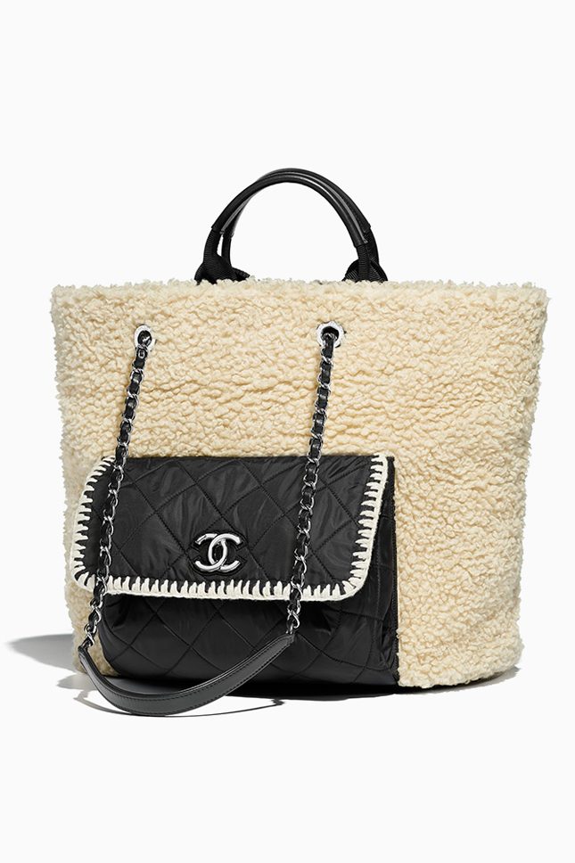Сумка из овчины Chanel